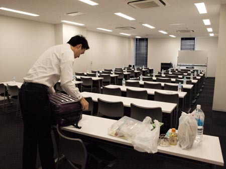 1 会場セッティング.jpg