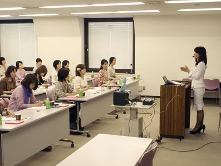 1 名古屋 セミナー中ワタナベ.jpg