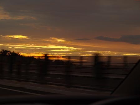 1 金沢へ移動中の夕焼け.jpg