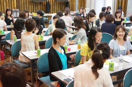 1大阪 真ん中ワーク中.jpg